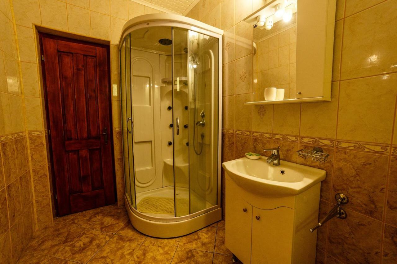 Bed and Breakfast Pensiunea Eva Совата Экстерьер фото