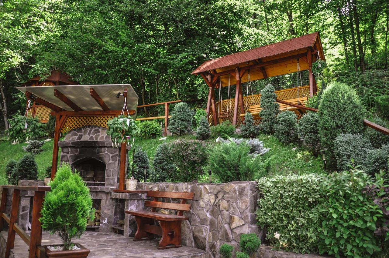 Bed and Breakfast Pensiunea Eva Совата Экстерьер фото